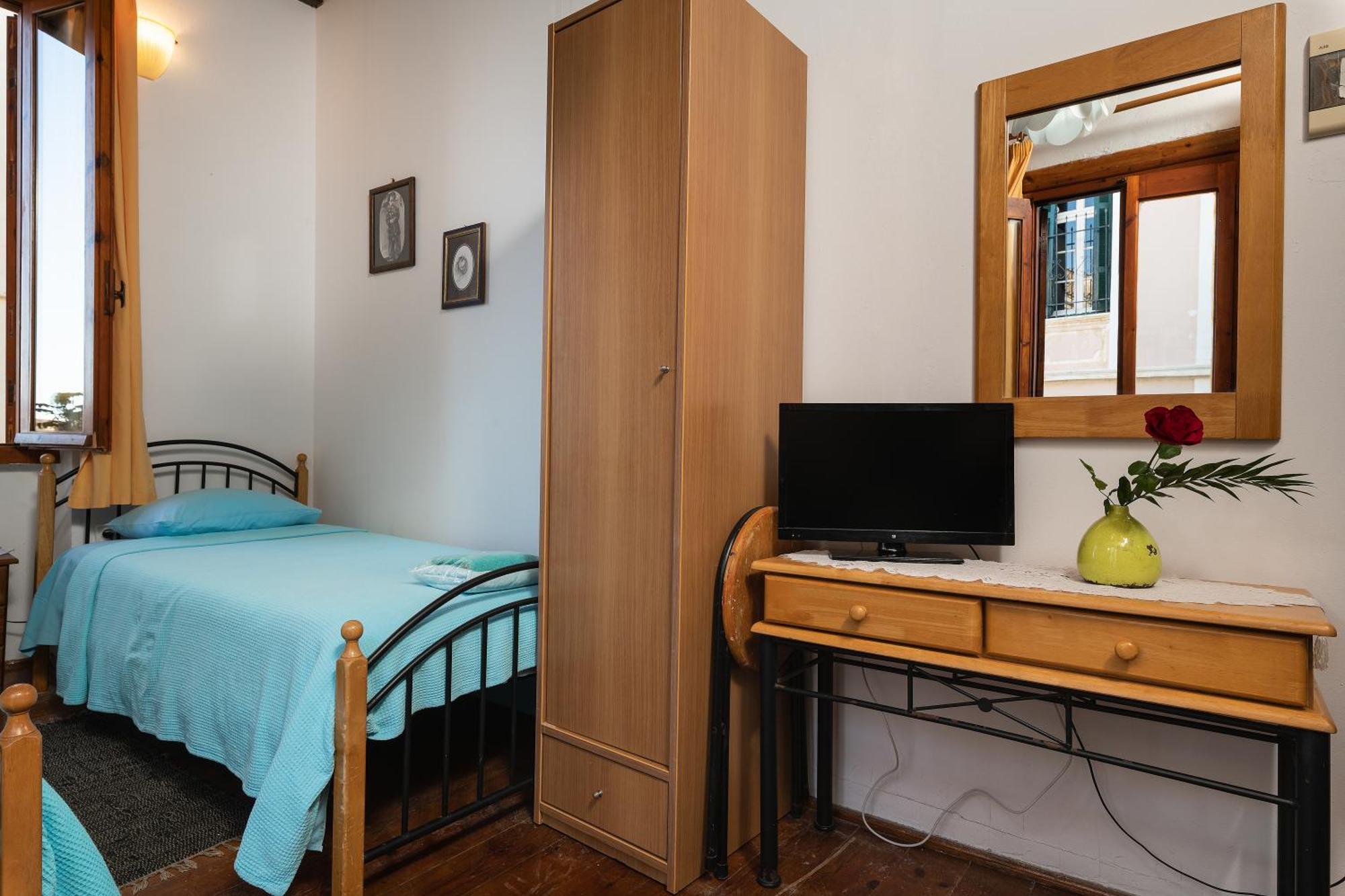 Hera Studios La Canea Habitación foto